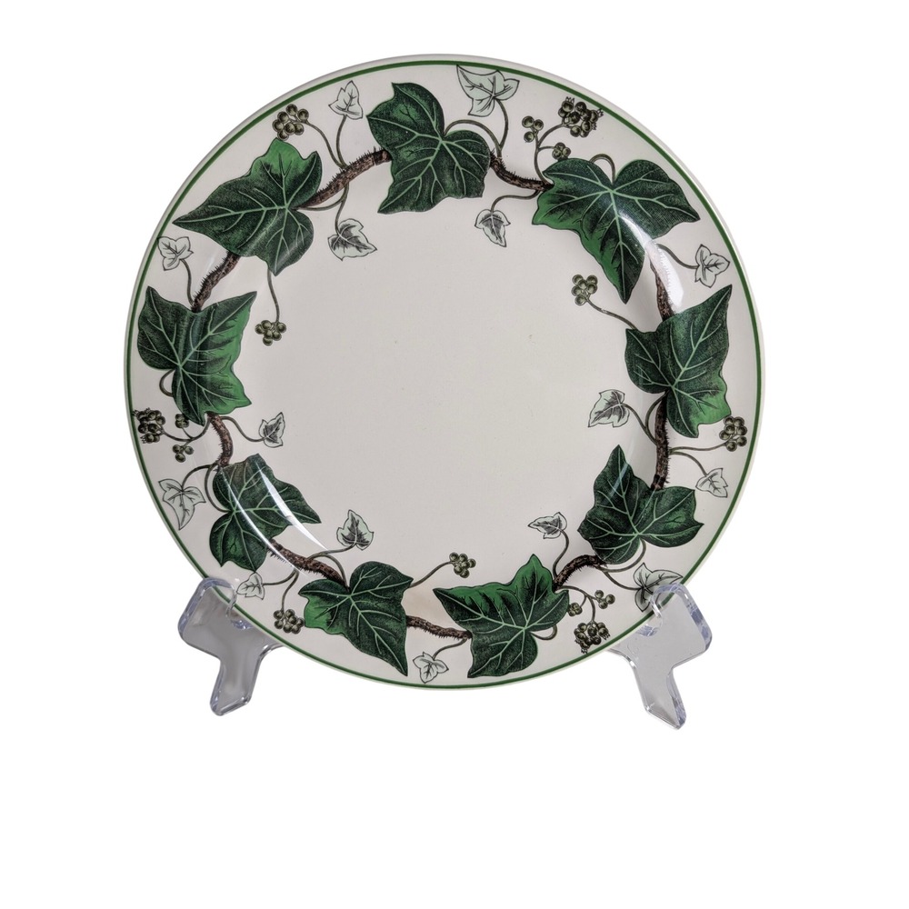 Wedgwood Napoleon Ivy Salad Plate 8 Inch Etruria Barlaston England Green White